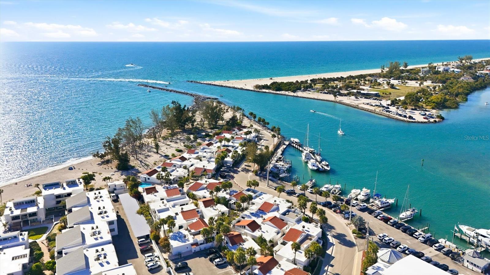 JETTY VILLAS - Residential