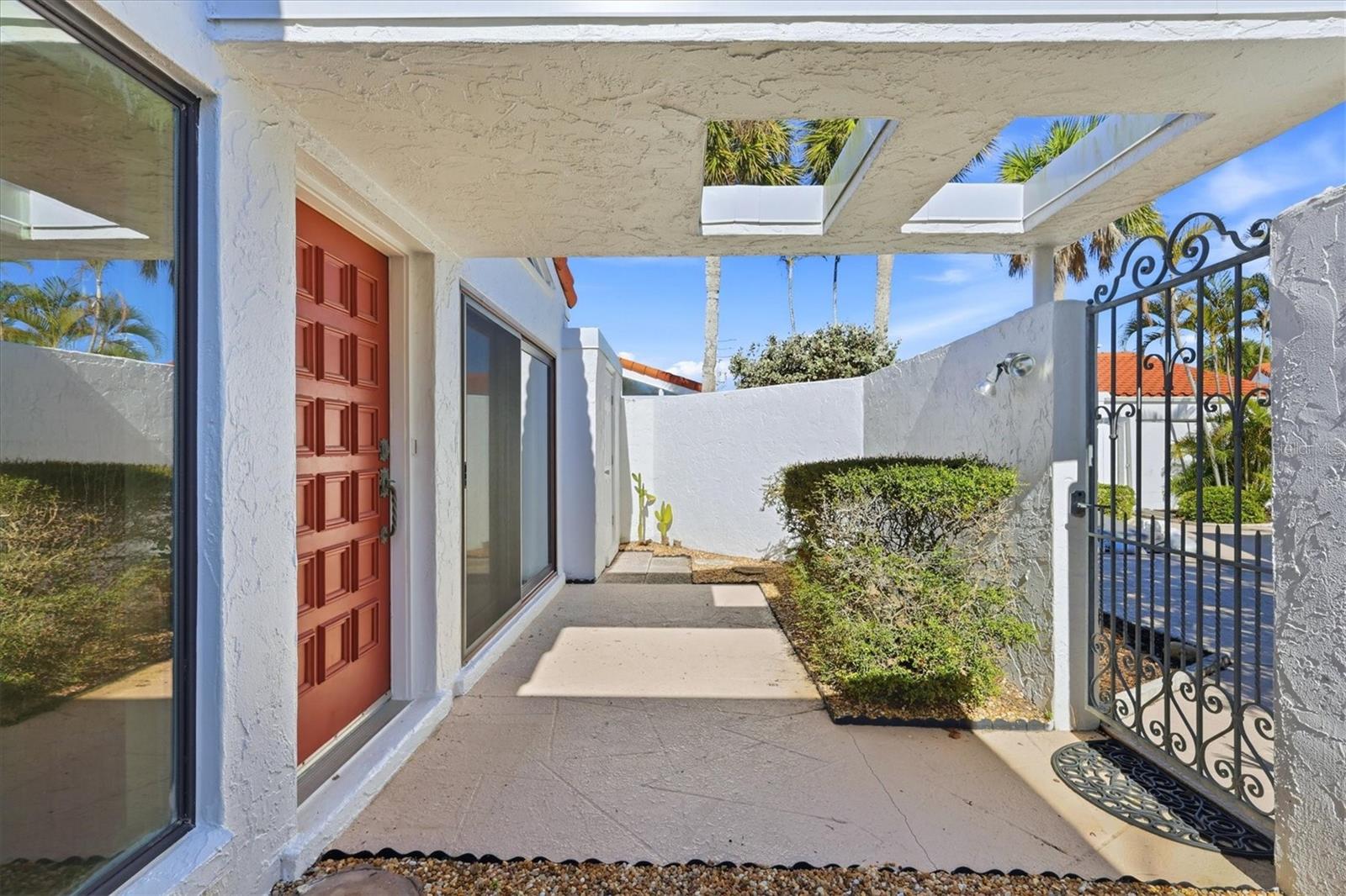 JETTY VILLAS - Residential