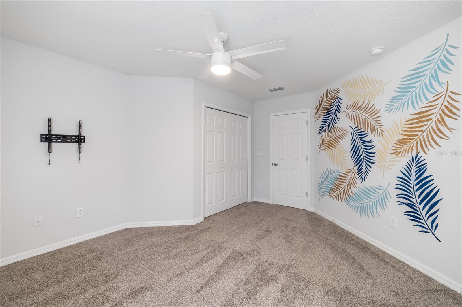 BRADFORD MANOR TWNHMS - Residential