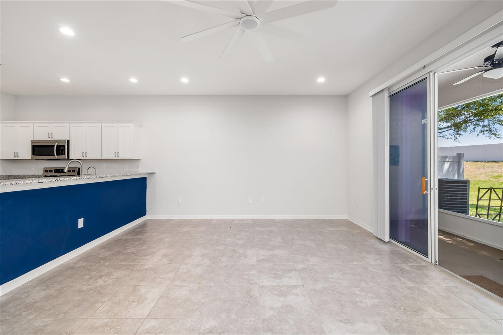 BRADFORD MANOR TWNHMS - Residential