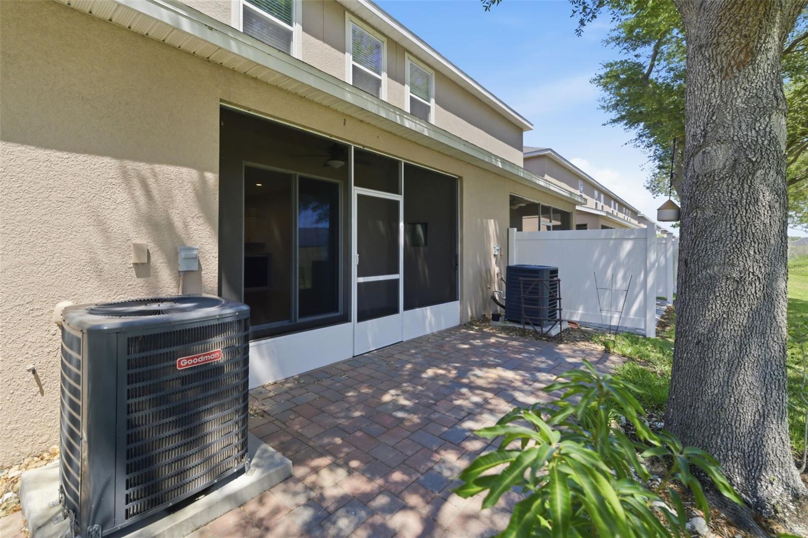 BRADFORD MANOR TWNHMS - Residential