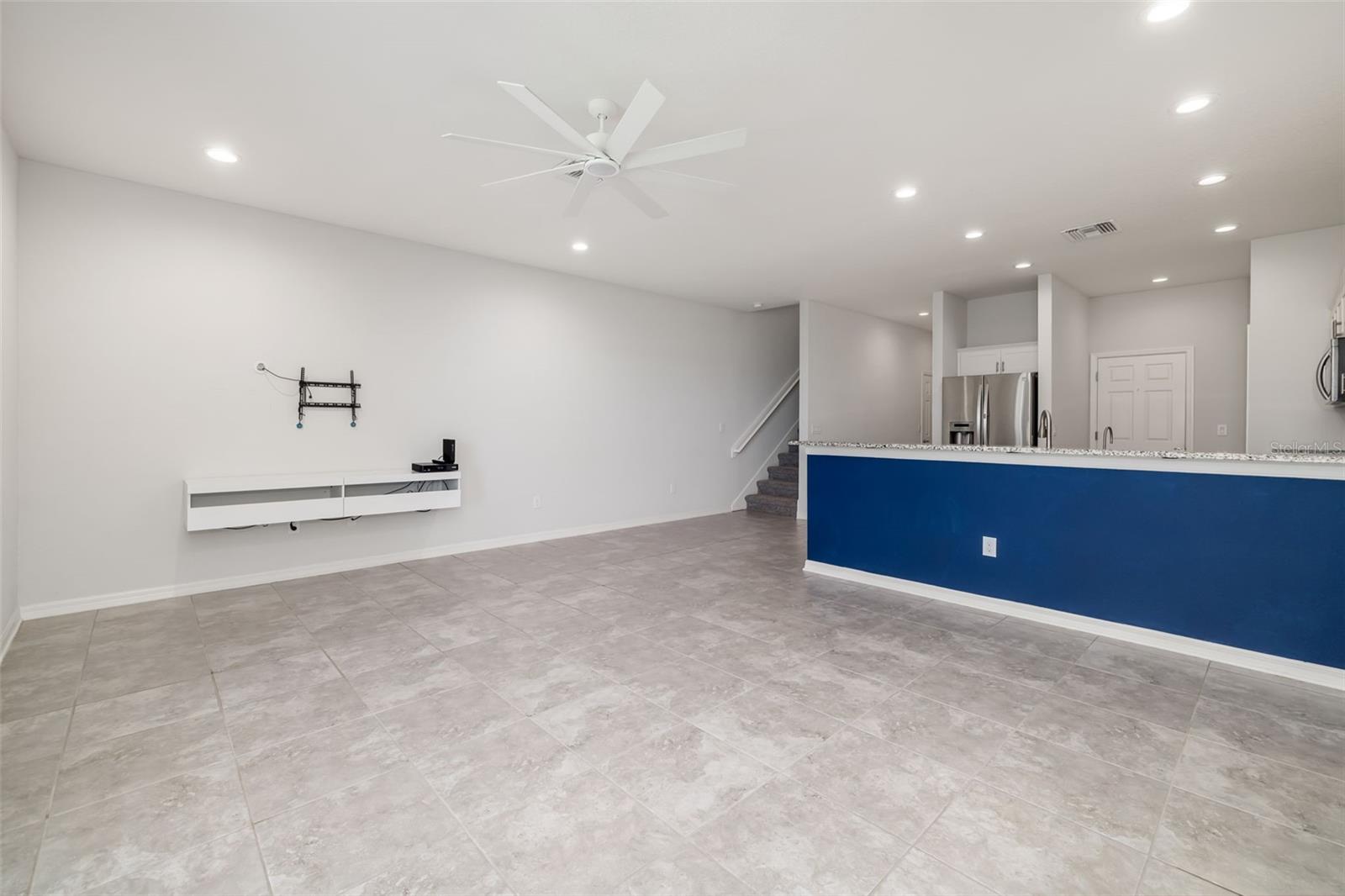 BRADFORD MANOR TWNHMS - Residential