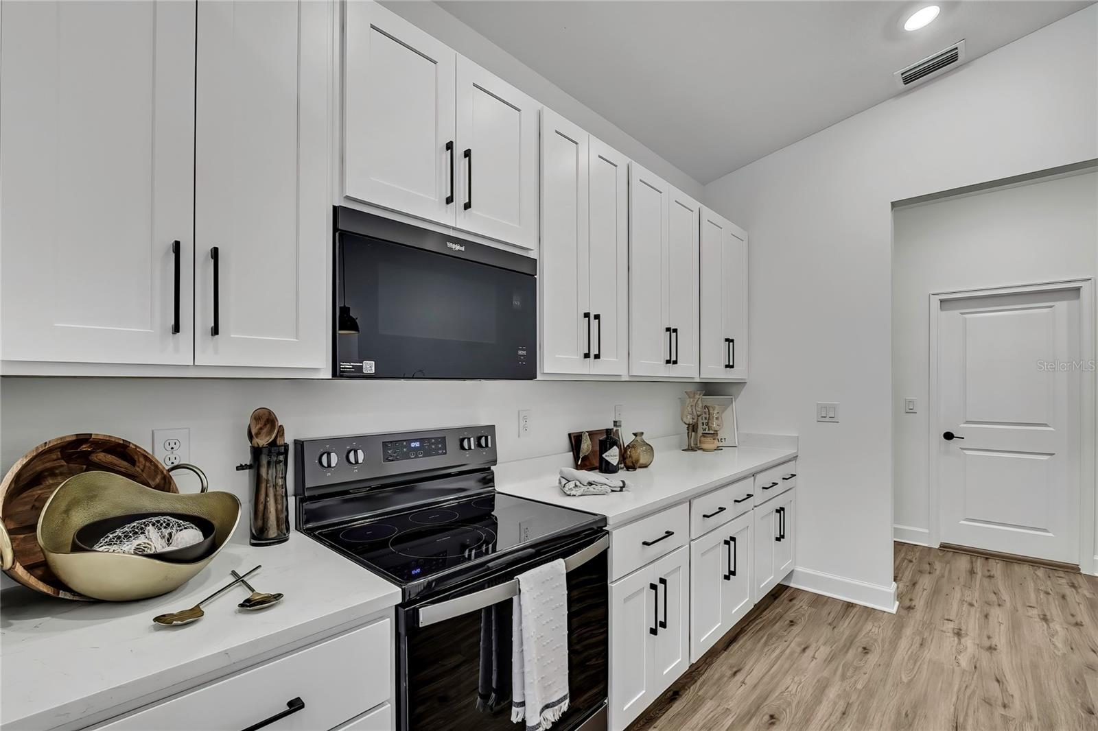 ROYAL HIGHLANDS - Residential