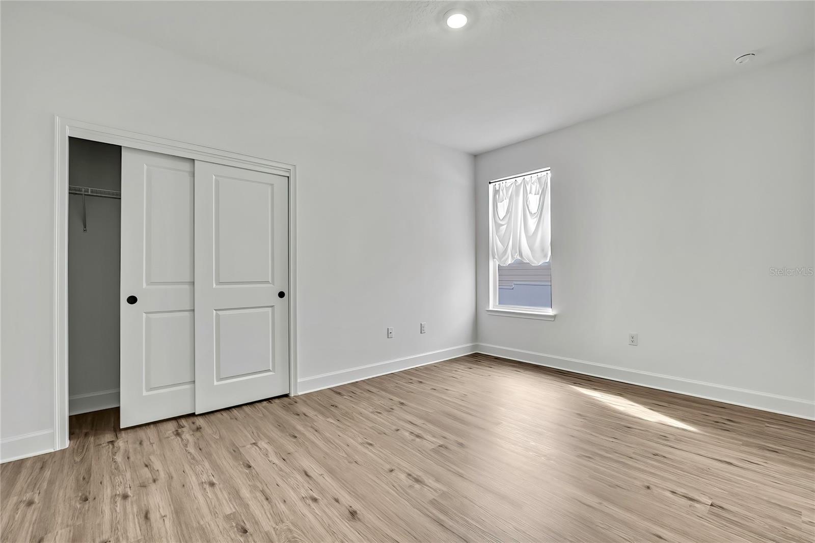 ROYAL HIGHLANDS - Residential