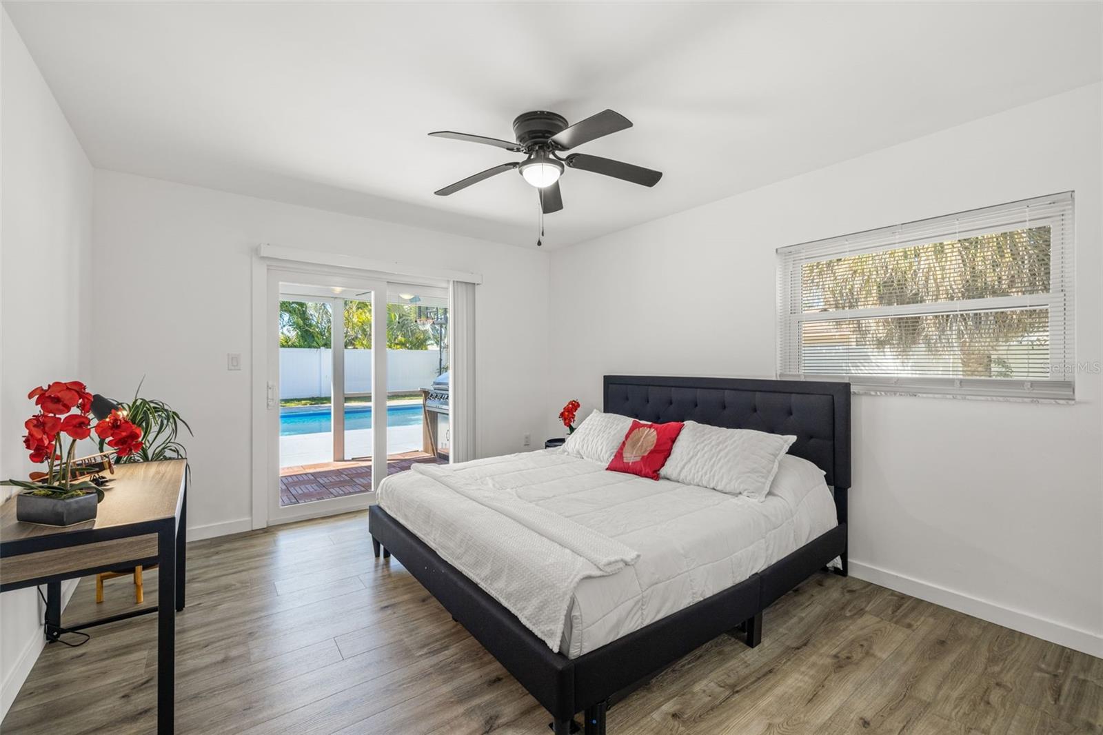 ST PETERSBURG BEACH NORTH UNIT 8 - Residential