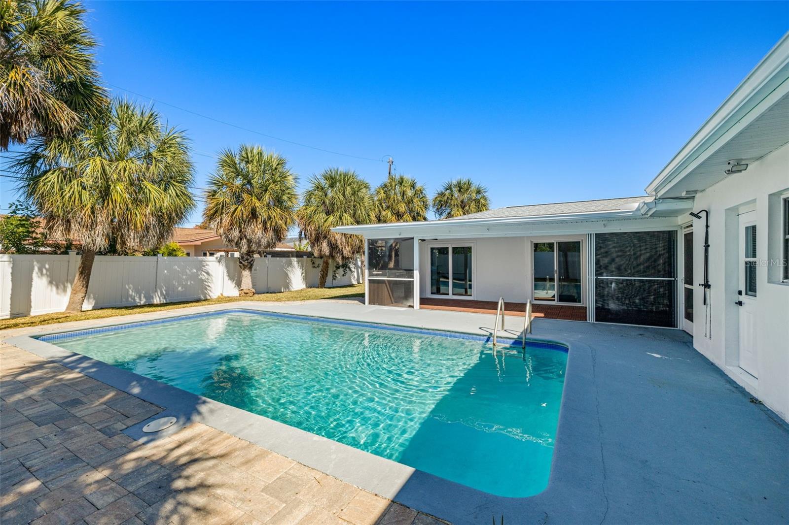 ST PETERSBURG BEACH NORTH UNIT 8 - Residential