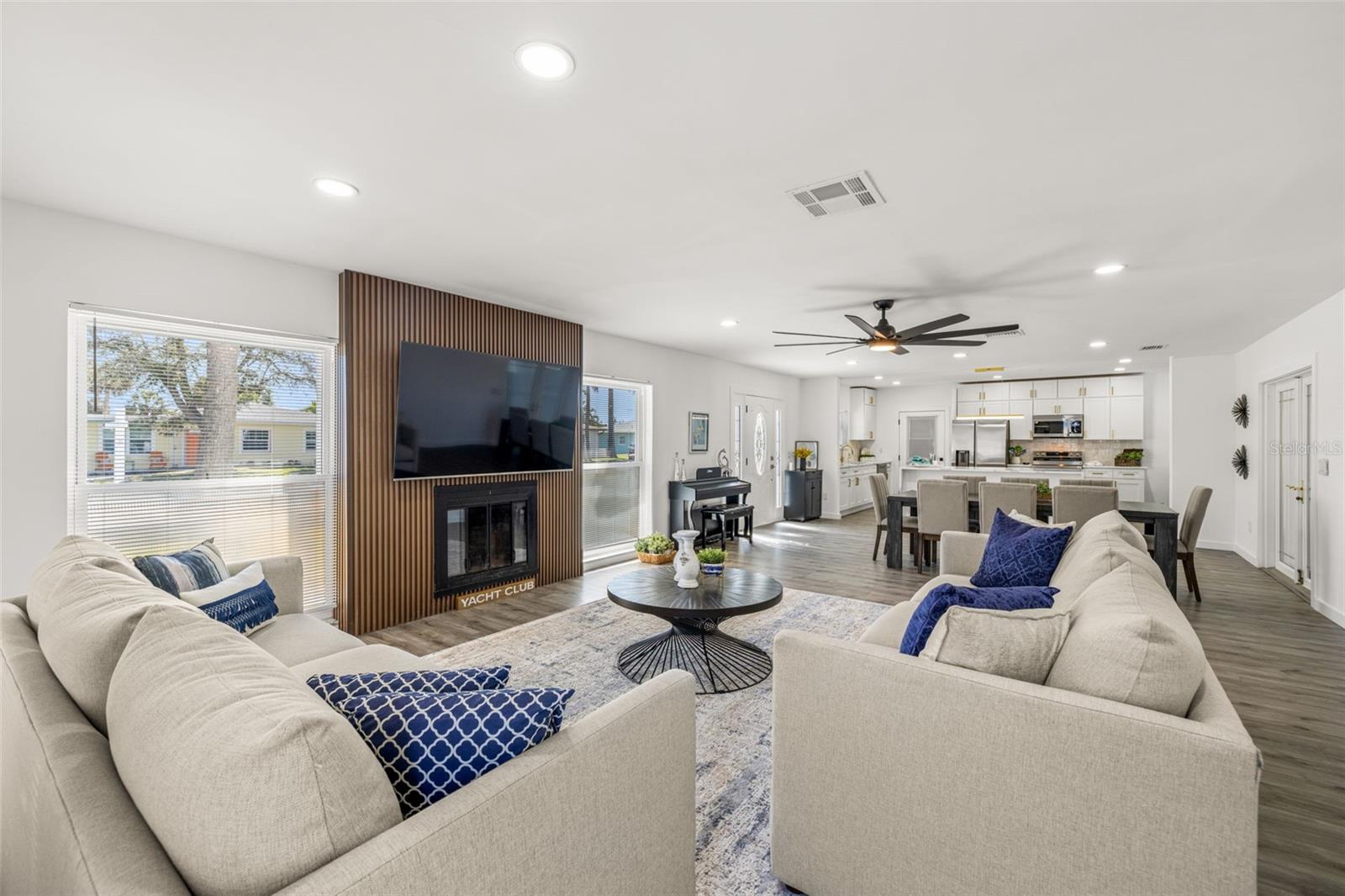 ST PETERSBURG BEACH NORTH UNIT 8 - Residential