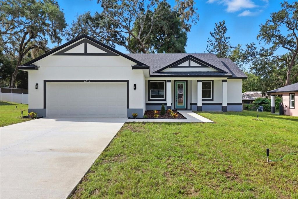 Photo of 6716 E Crimson Lane, Inverness, FL 34452 (MLS # O6346228)