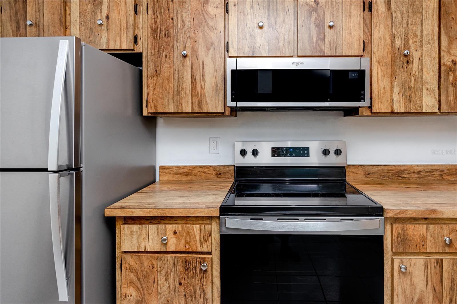 EASTWOOD SHORES 3 - Residential