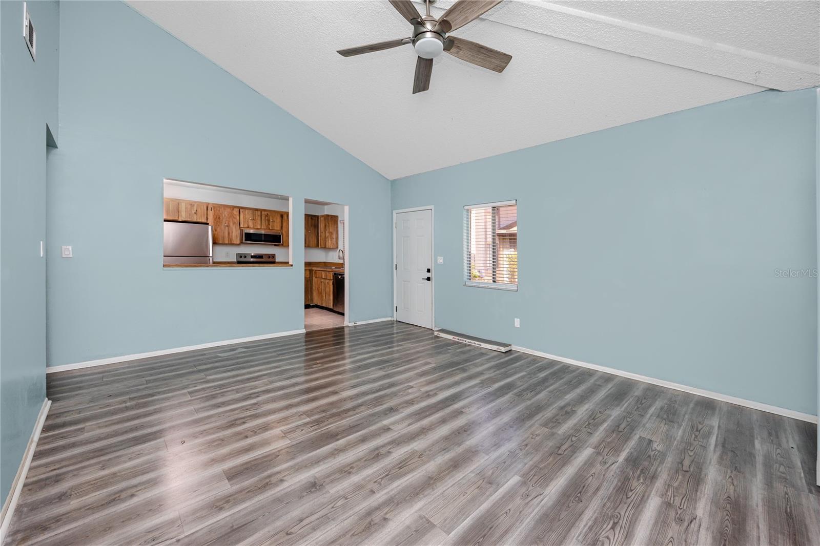 EASTWOOD SHORES 3 - Residential