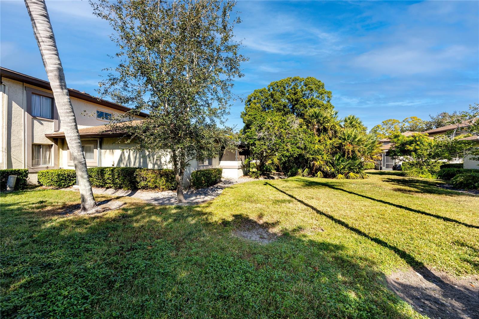 EASTWOOD SHORES 3 - Residential