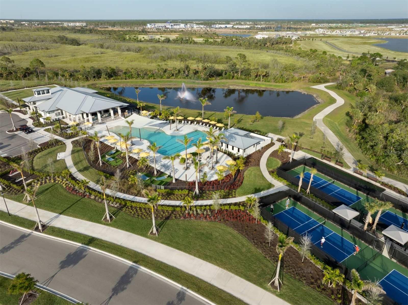 SUNSTONE LAKESIDE AT WELLEN PARK - Residential