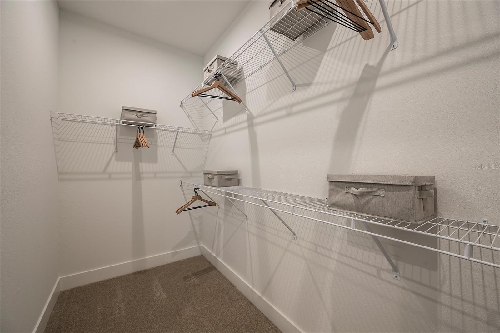 SUNSTONE LAKESIDE AT WELLEN PARK - Residential