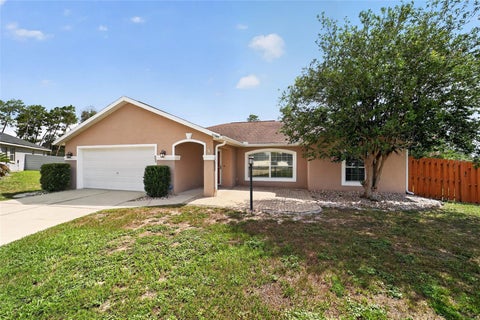 Tiny photo for 10384 SW 41st Court, Ocala, FL 34476 (MLS # OM727546)