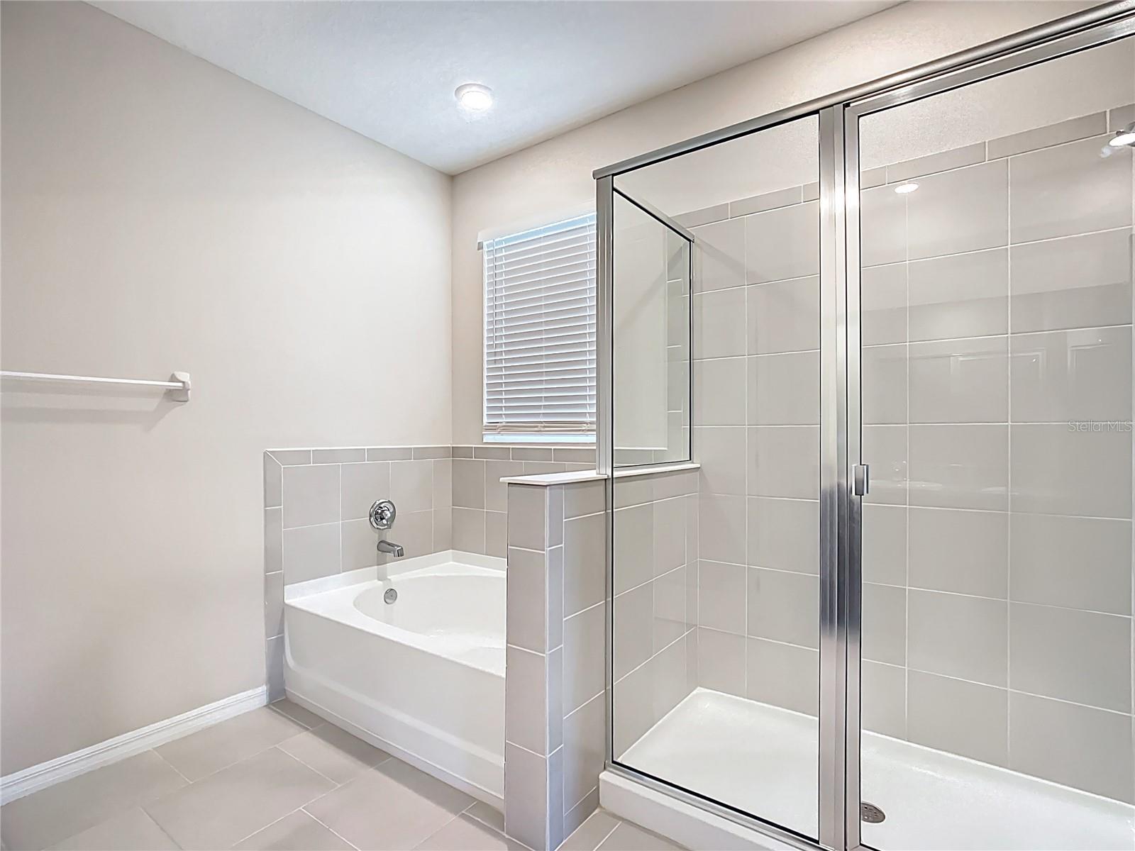 VARREA PH 1 - Residential Lease