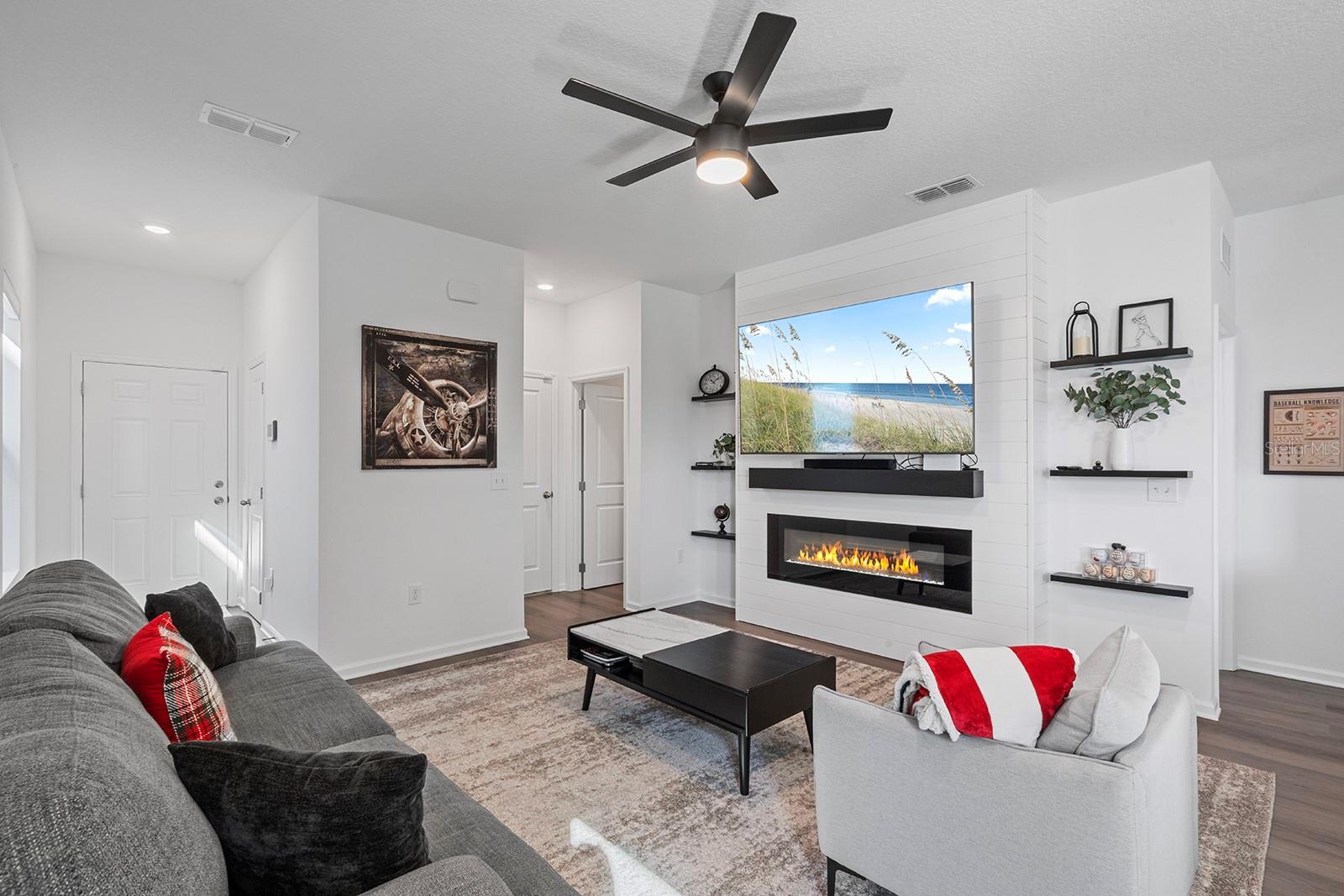 PHILLIPS LANDING - Residential