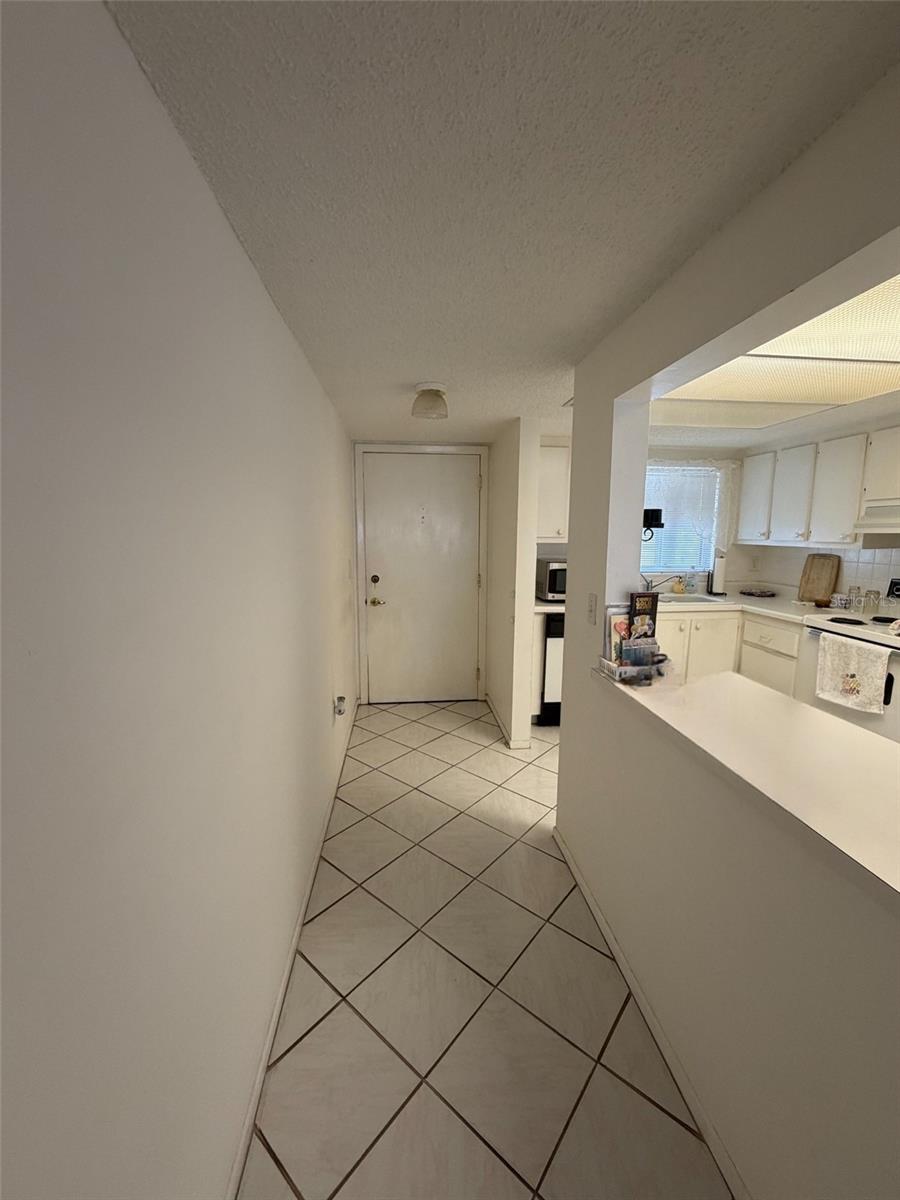 1524 LAKEVIEW ROAD 304