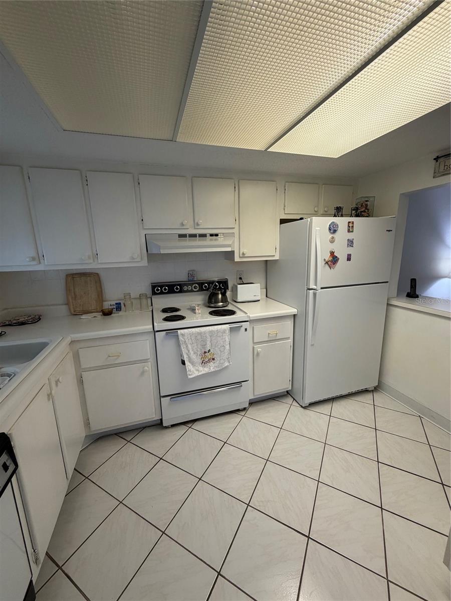 1524 LAKEVIEW ROAD 304