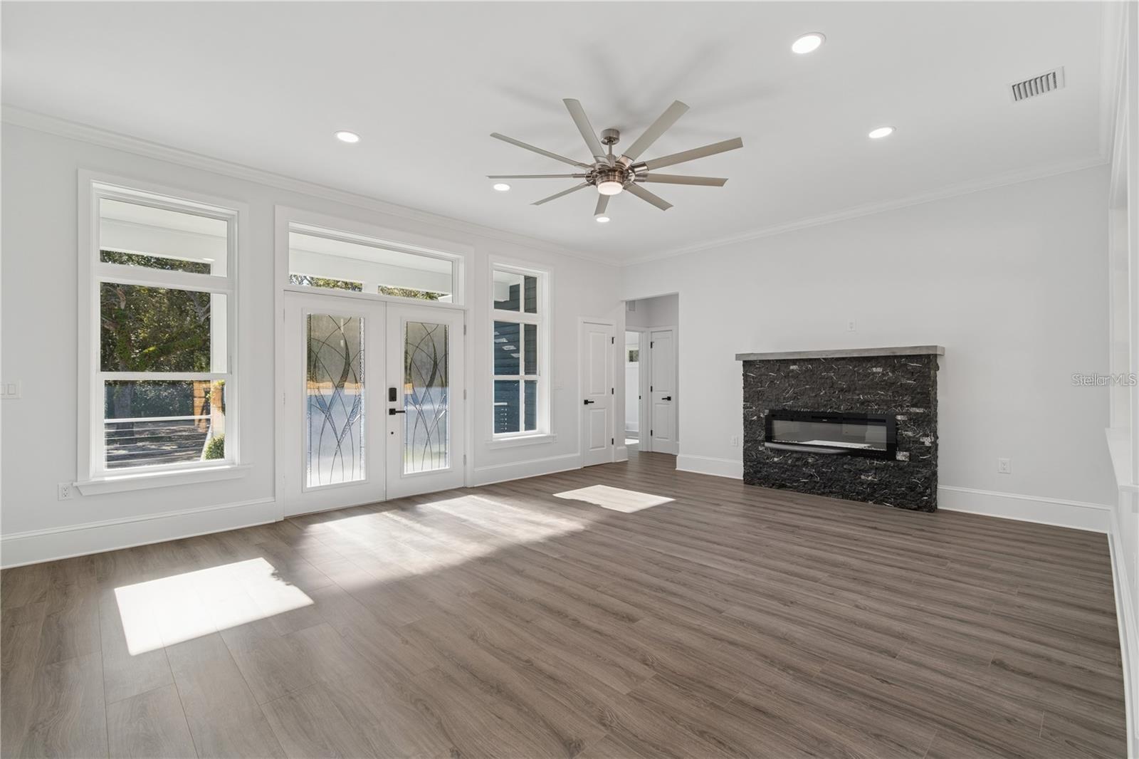 ARTESIA SUBD - Residential