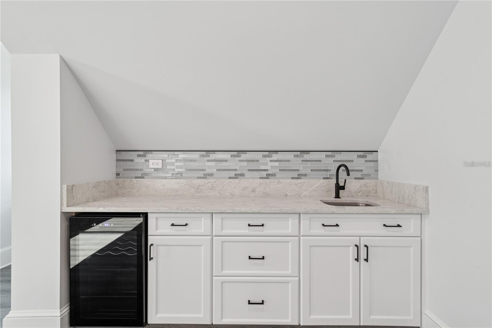 ARTESIA SUBD - Residential