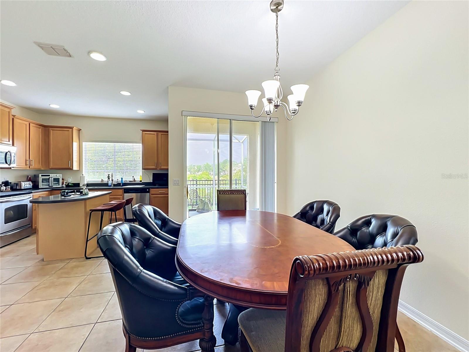 PROVENANCE - Residential Lease