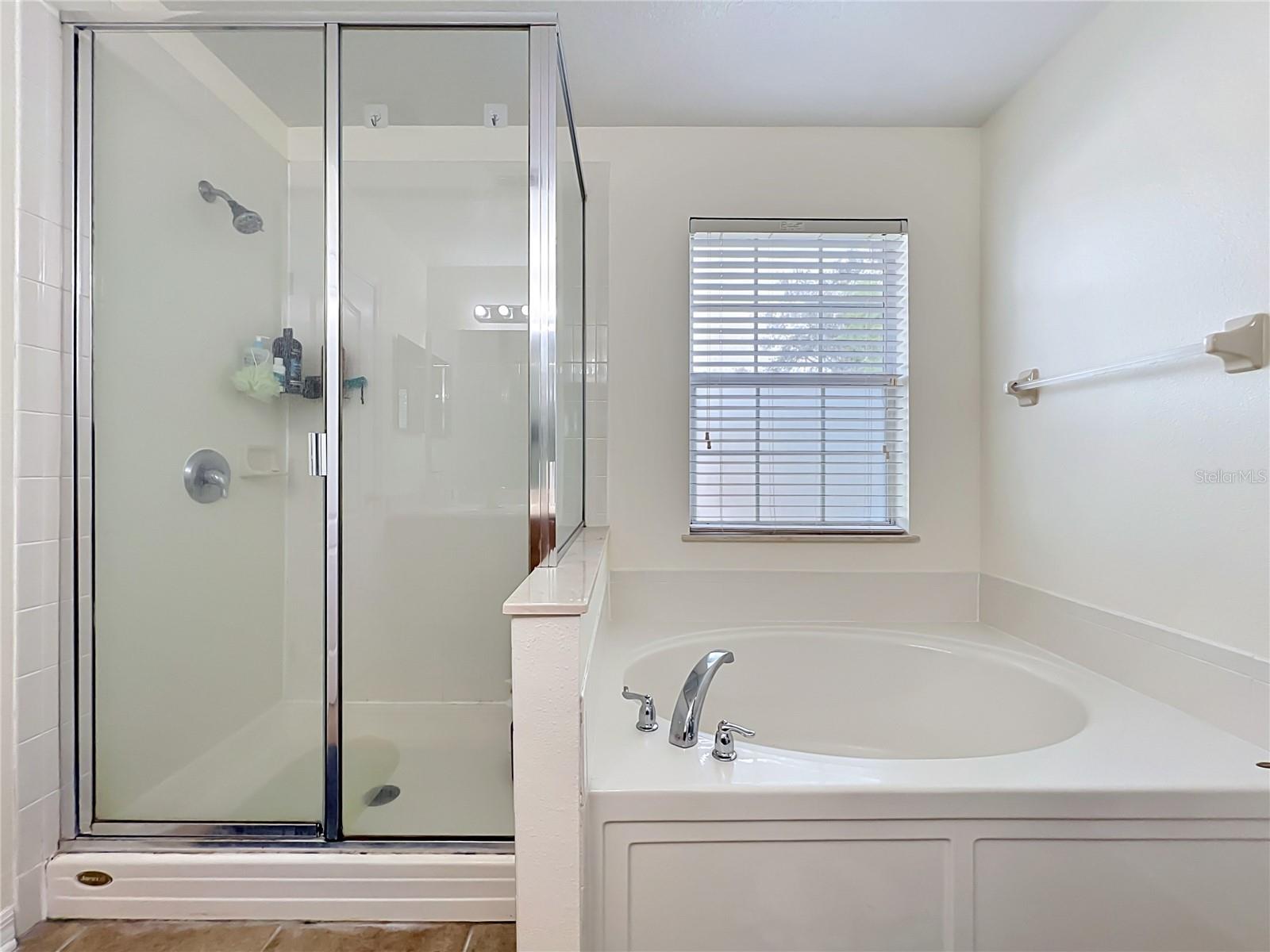 PROVENANCE - Residential Lease