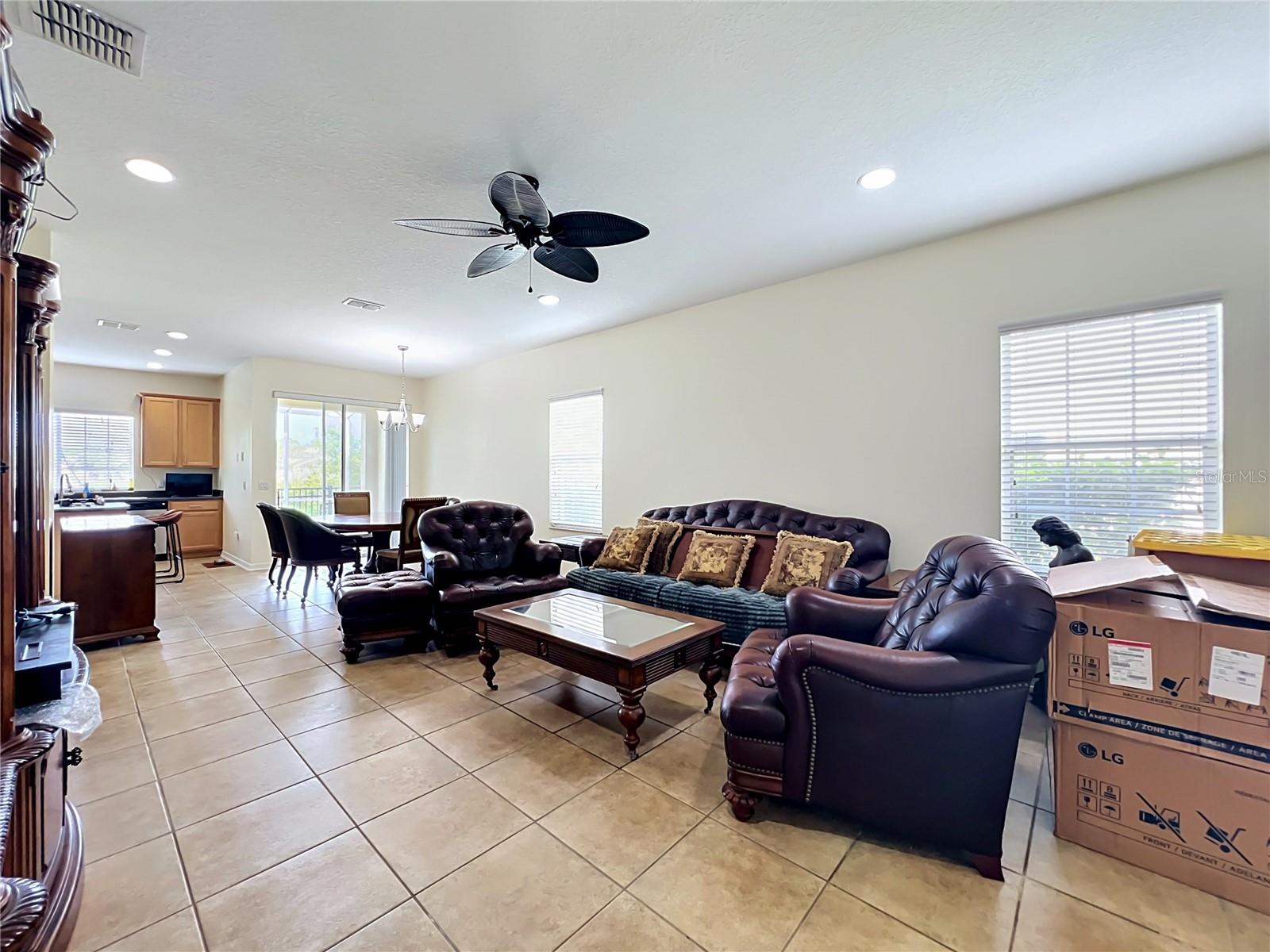 PROVENANCE - Residential Lease