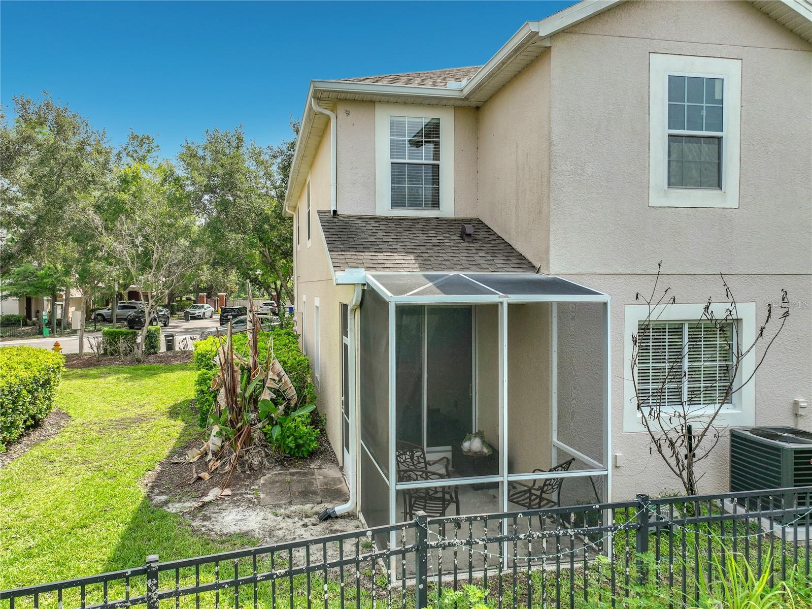 PROVENANCE - Residential Lease