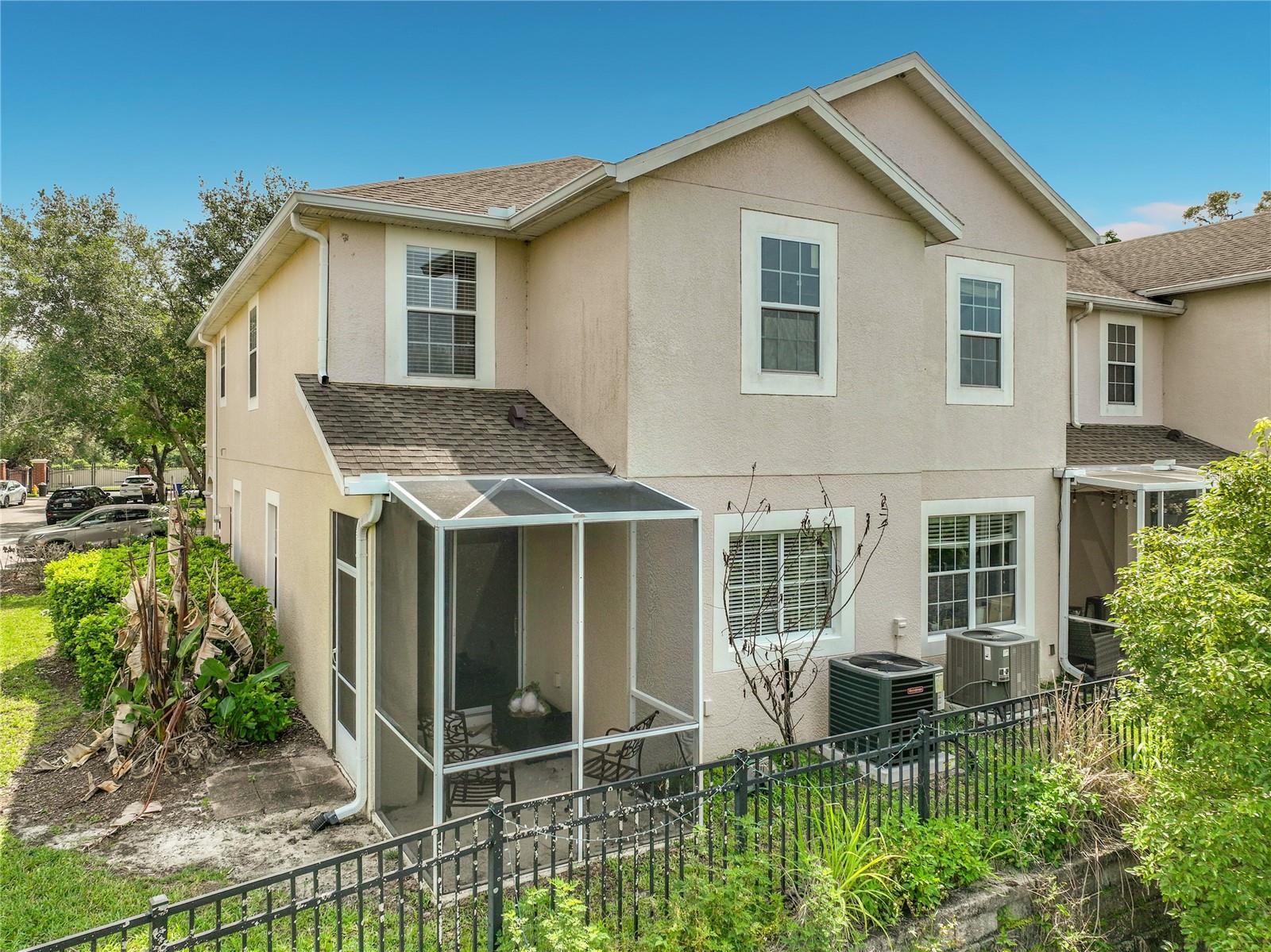 PROVENANCE - Residential Lease