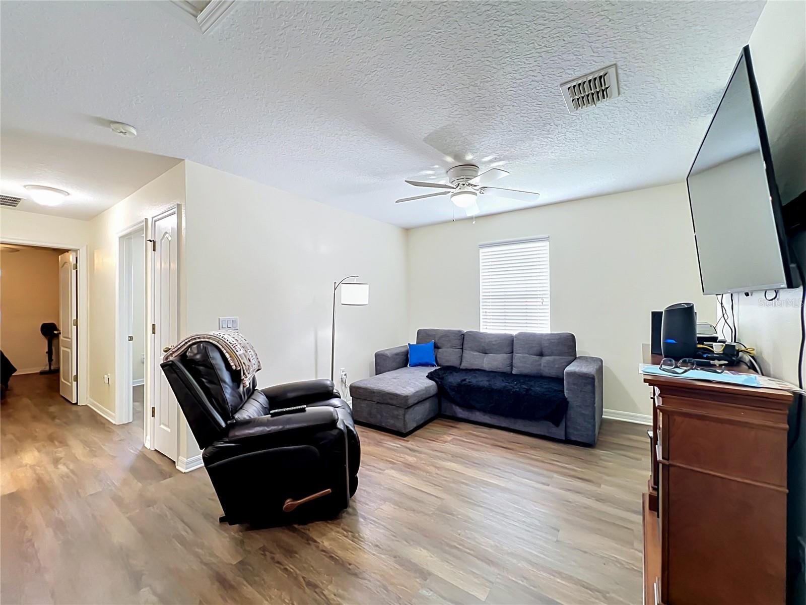 PROVENANCE - Residential Lease