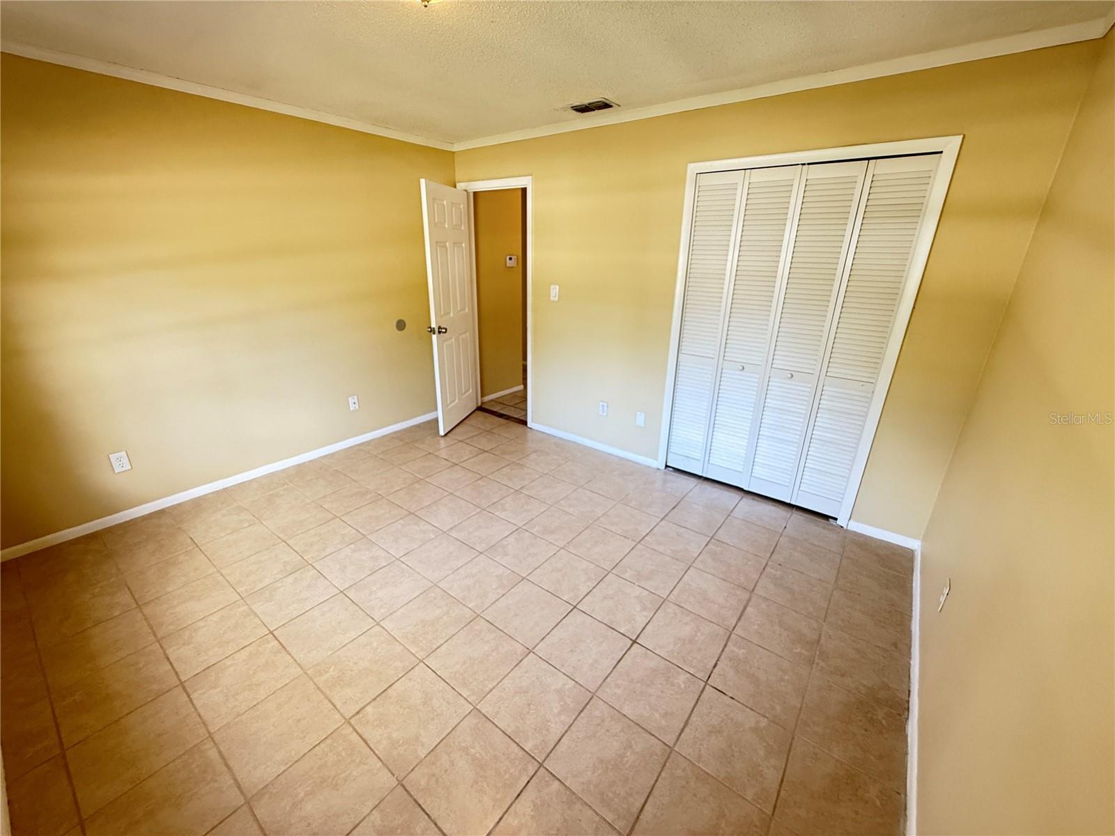 MICHELE WOODS - Residential Lease