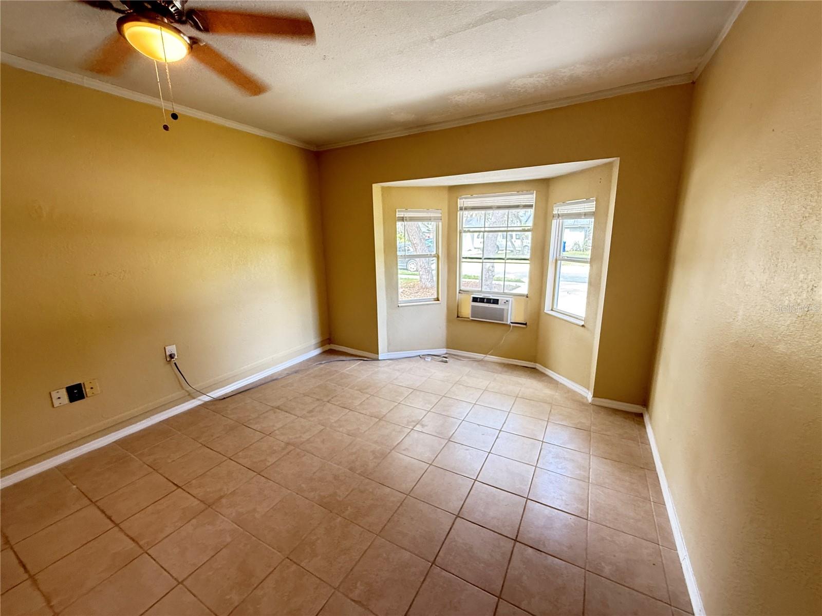 MICHELE WOODS - Residential Lease