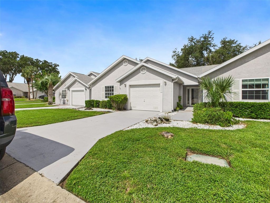Photo of 2404 SW 20th Terrace, Ocala, FL 34471 (MLS # OM706340)