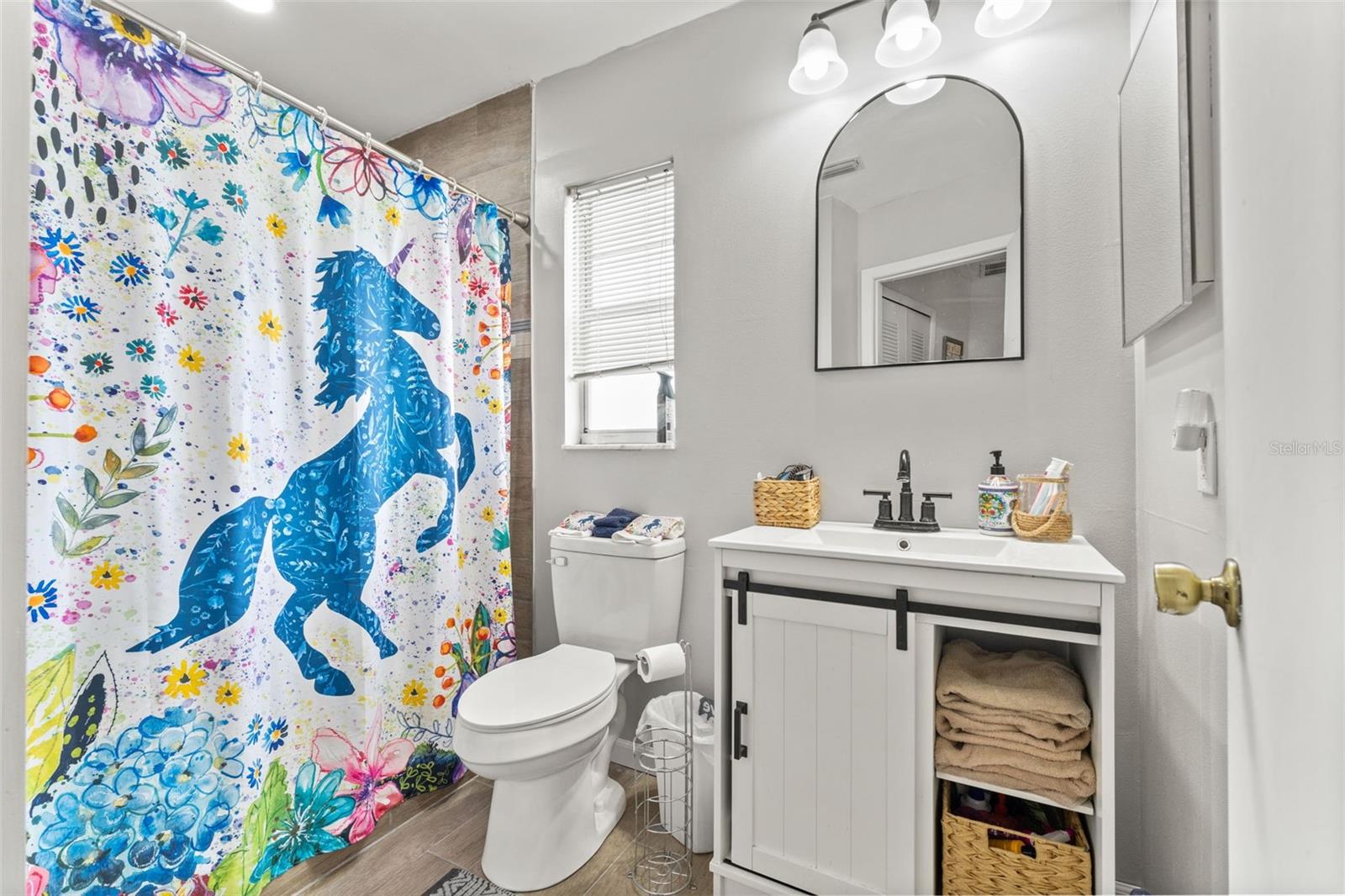 SPRING HILL - Residential