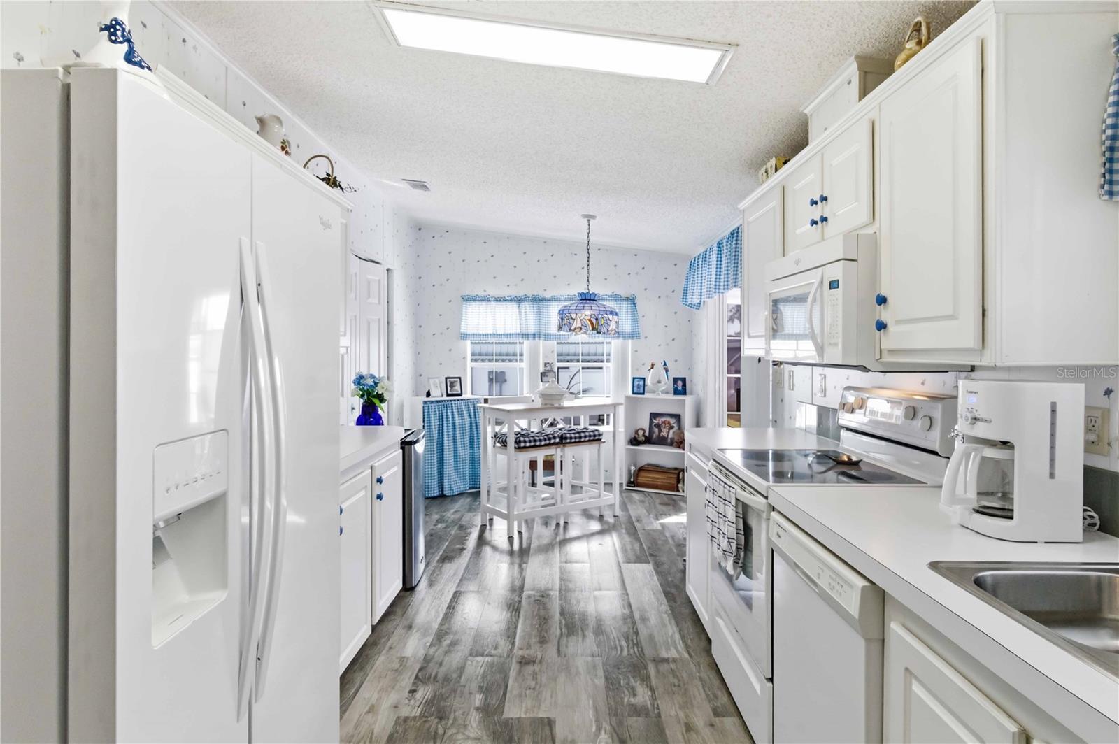 FAIRWAY VILLAGE MOBILE HOME PARK UNREC - Residential