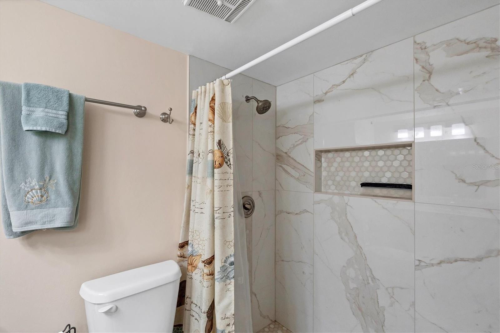 PALM MANOR PH 02 - Residential