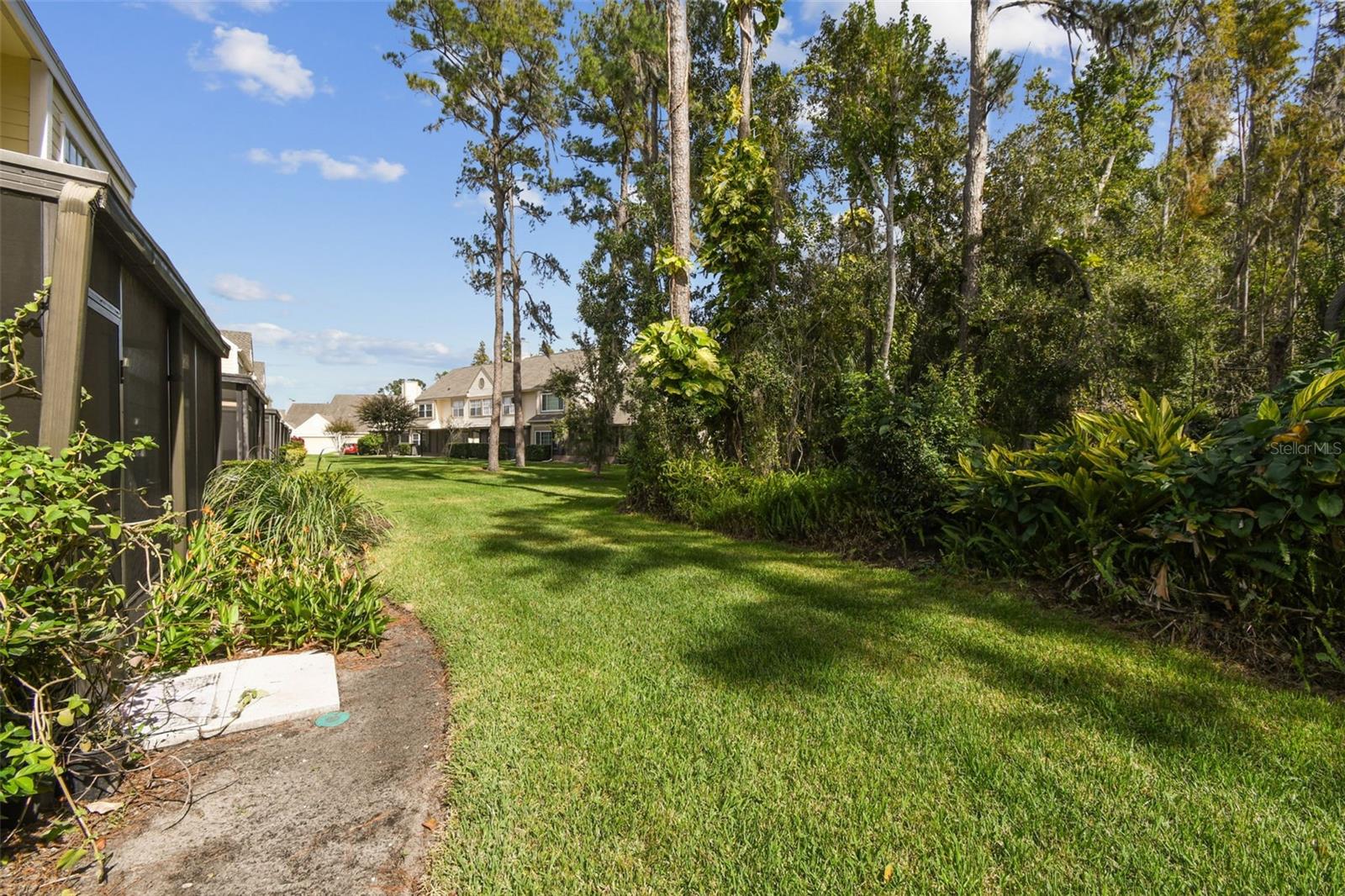 PINE GROVE CONDO AT BLOOMINGDALE - Residential