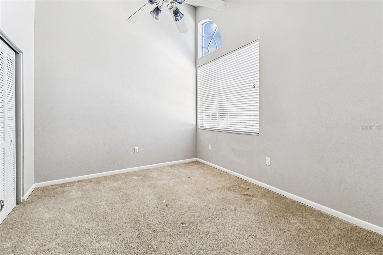 PINE GROVE CONDO AT BLOOMINGDALE - Residential