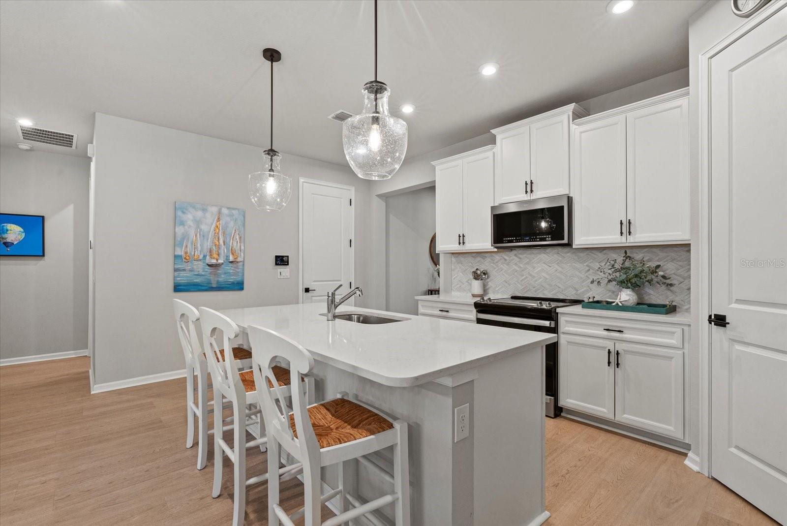 RENAISSANCE/WEST VLGS PH 2B & - Residential