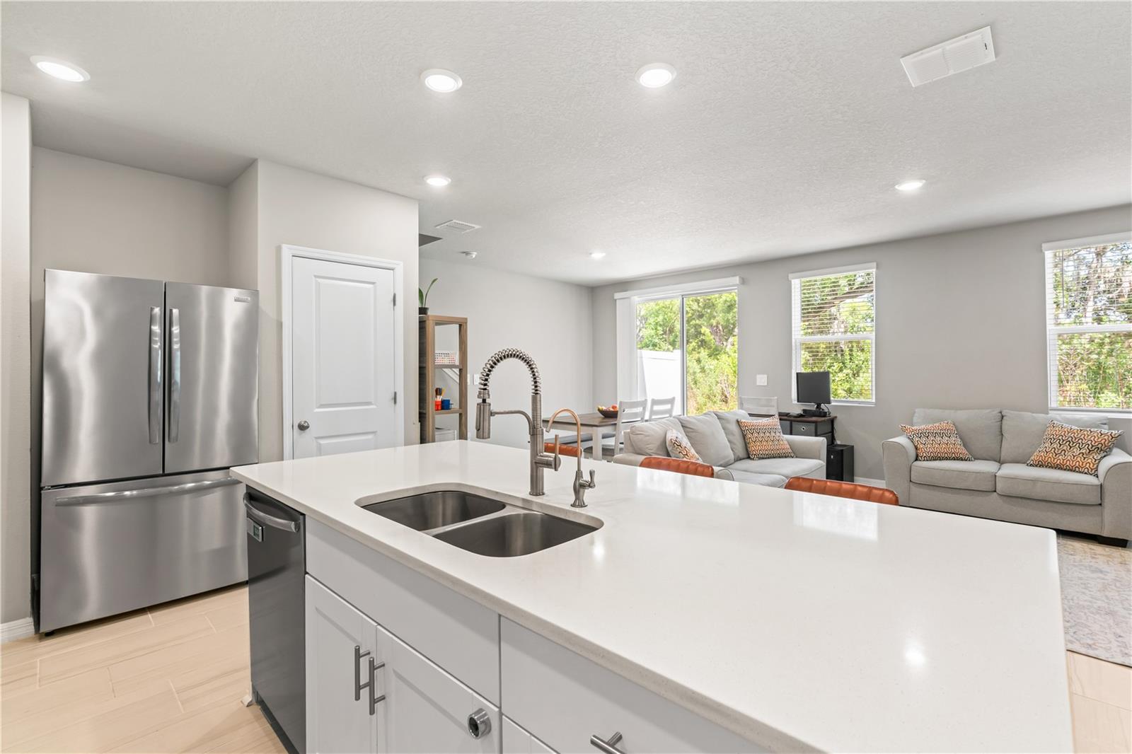 TOWNS/WATERGRASS - Residential