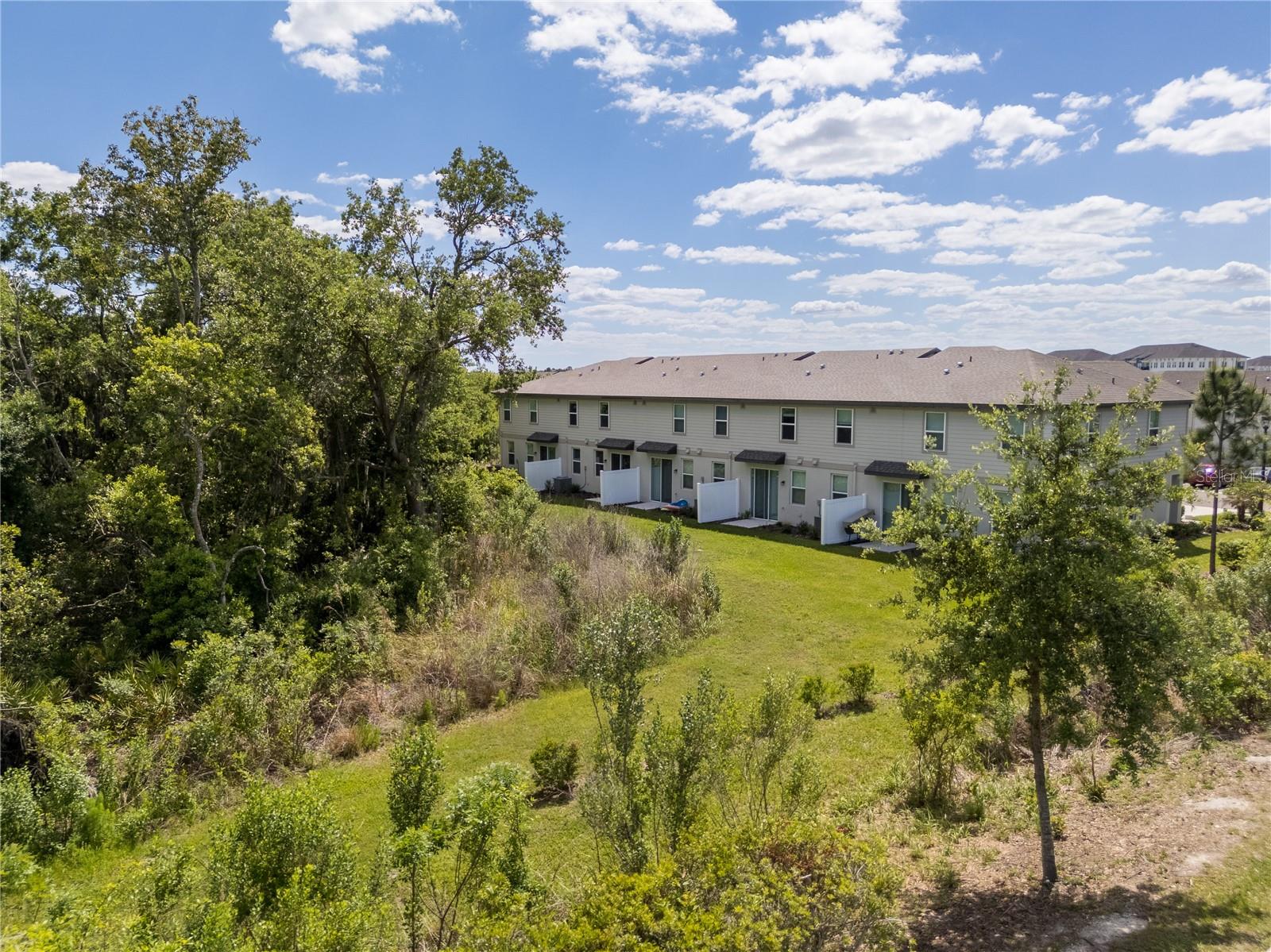 TOWNS/WATERGRASS - Residential