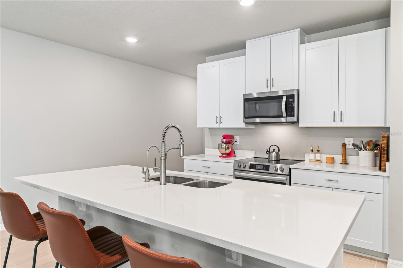 TOWNS/WATERGRASS - Residential