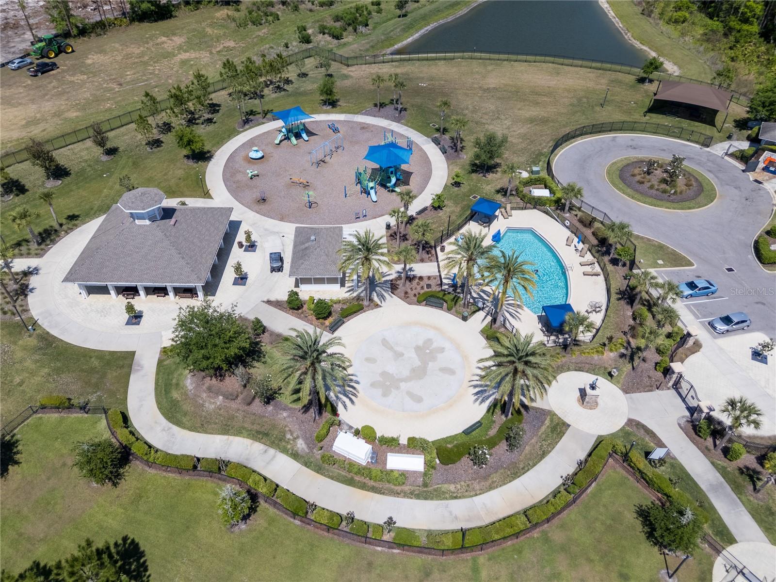 TOWNS/WATERGRASS - Residential