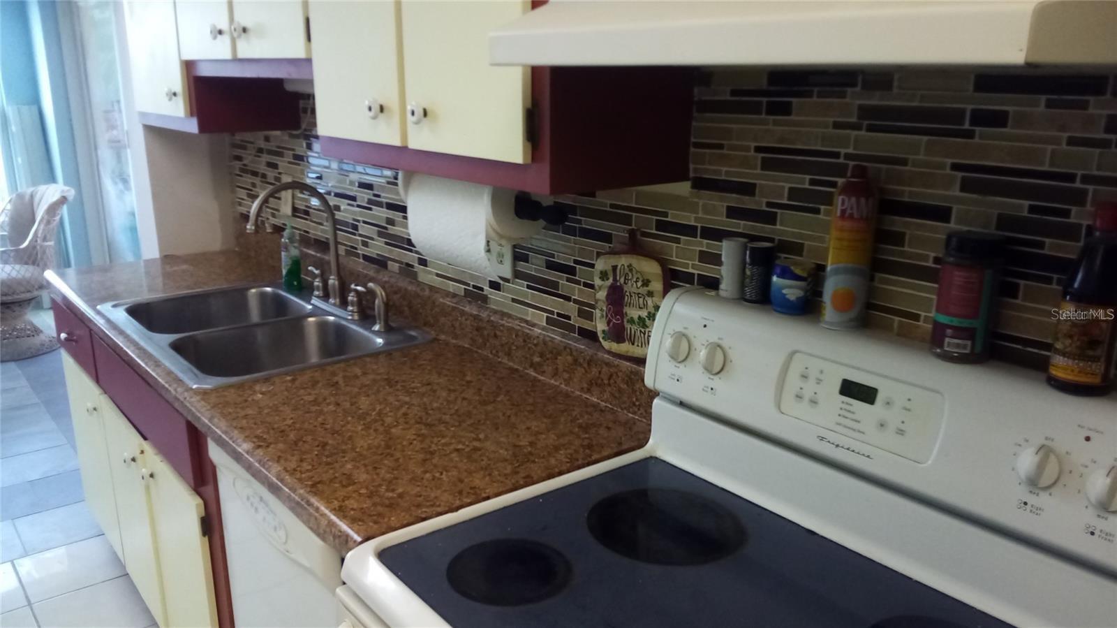 PORT CHARLOTTE SEC 018 - Residential Lease