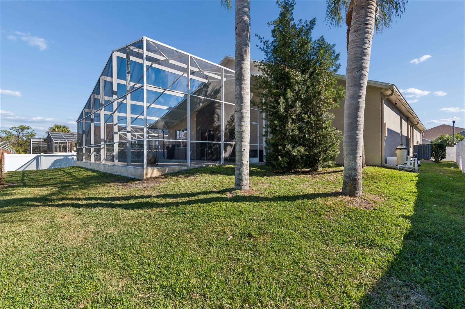 TRINITY WEST - Residential