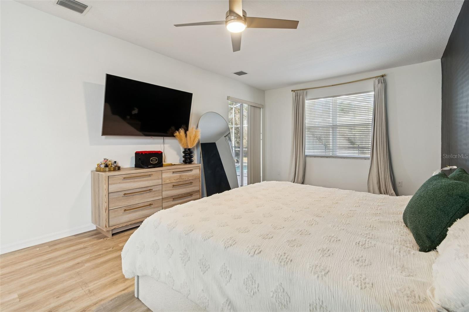 TRINITY WEST - Residential