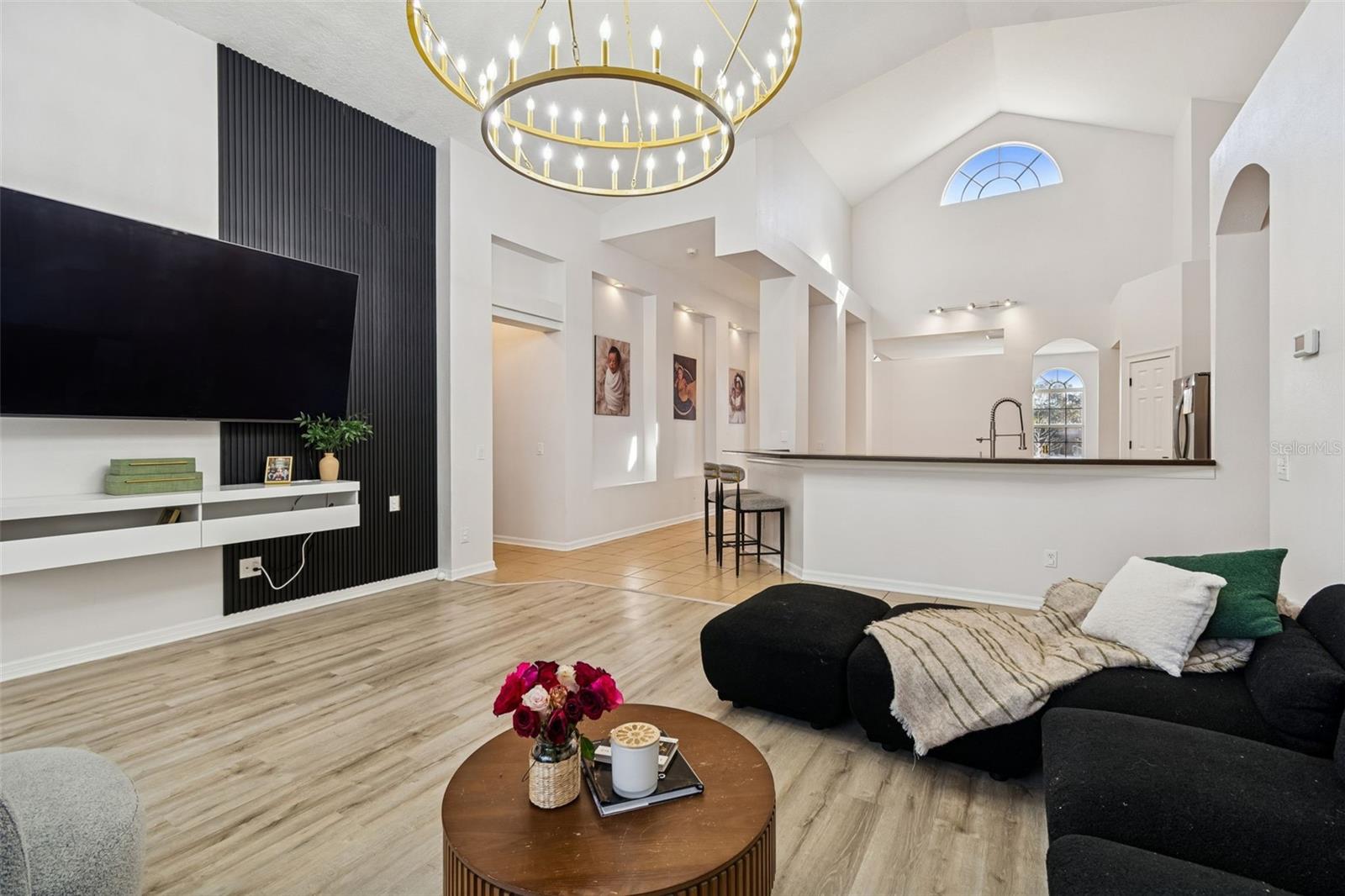 TRINITY WEST - Residential