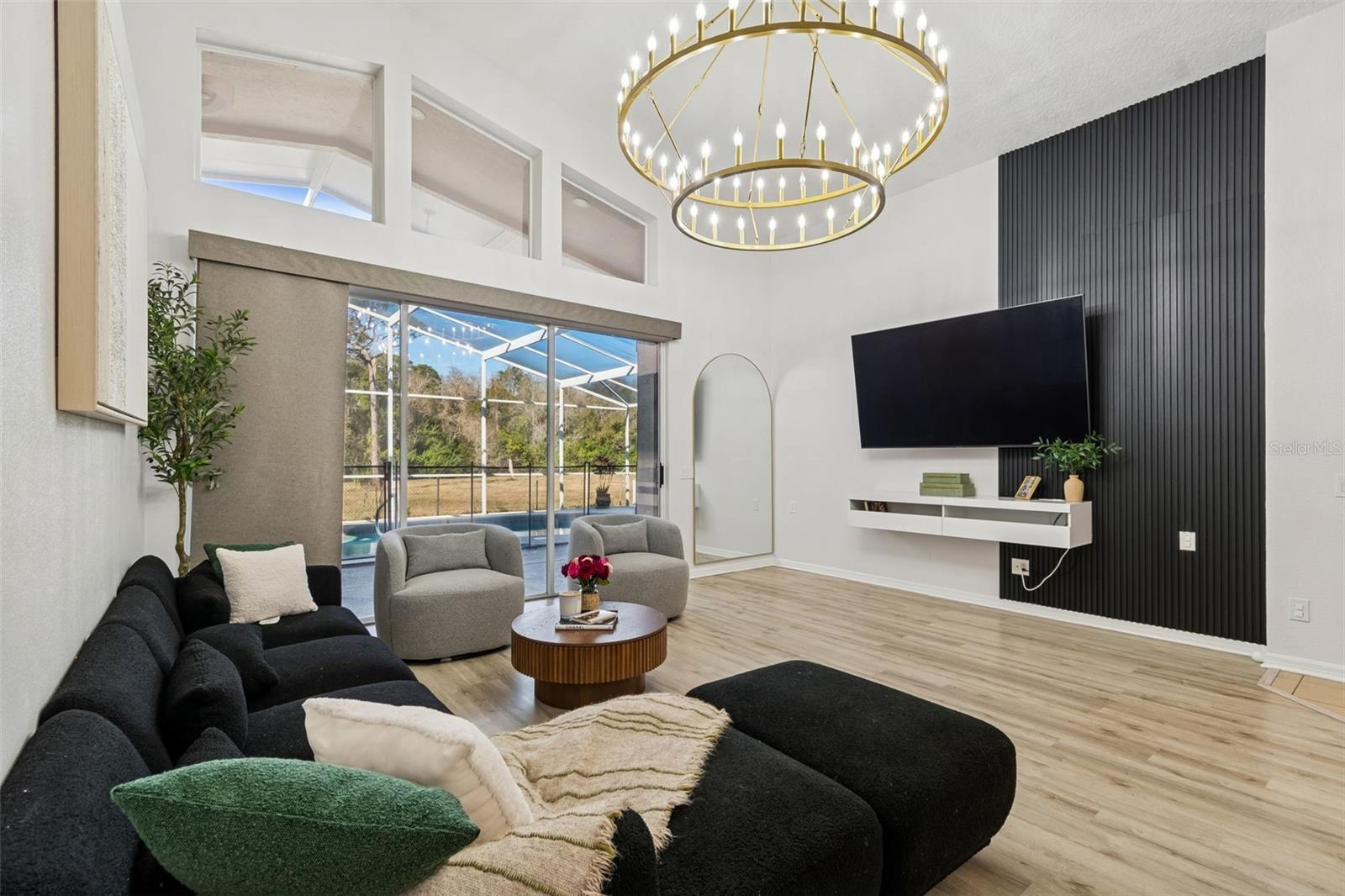 TRINITY WEST - Residential