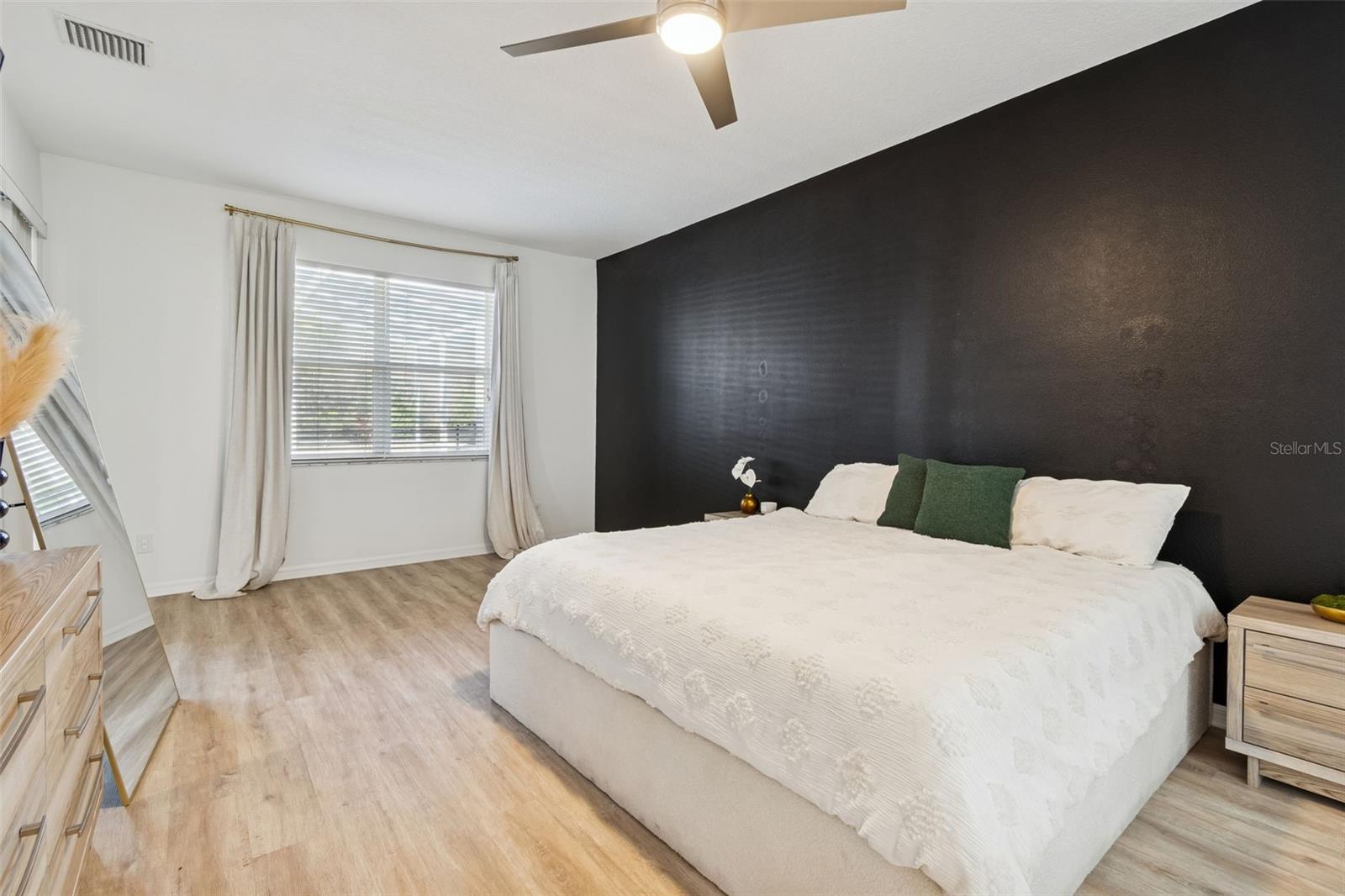 TRINITY WEST - Residential