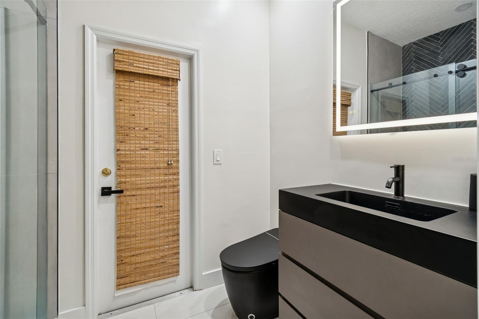 TRINITY WEST - Residential